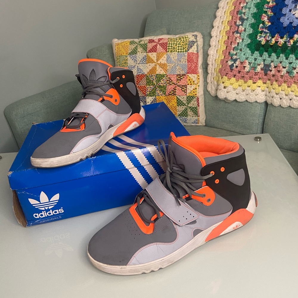 Adidas Roundhouse Mid Gray Orange Black Org Box Size 14